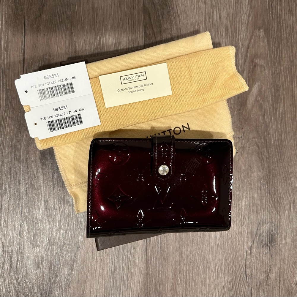 Louis Vuitton Monogram Vernis French Purse Wallet